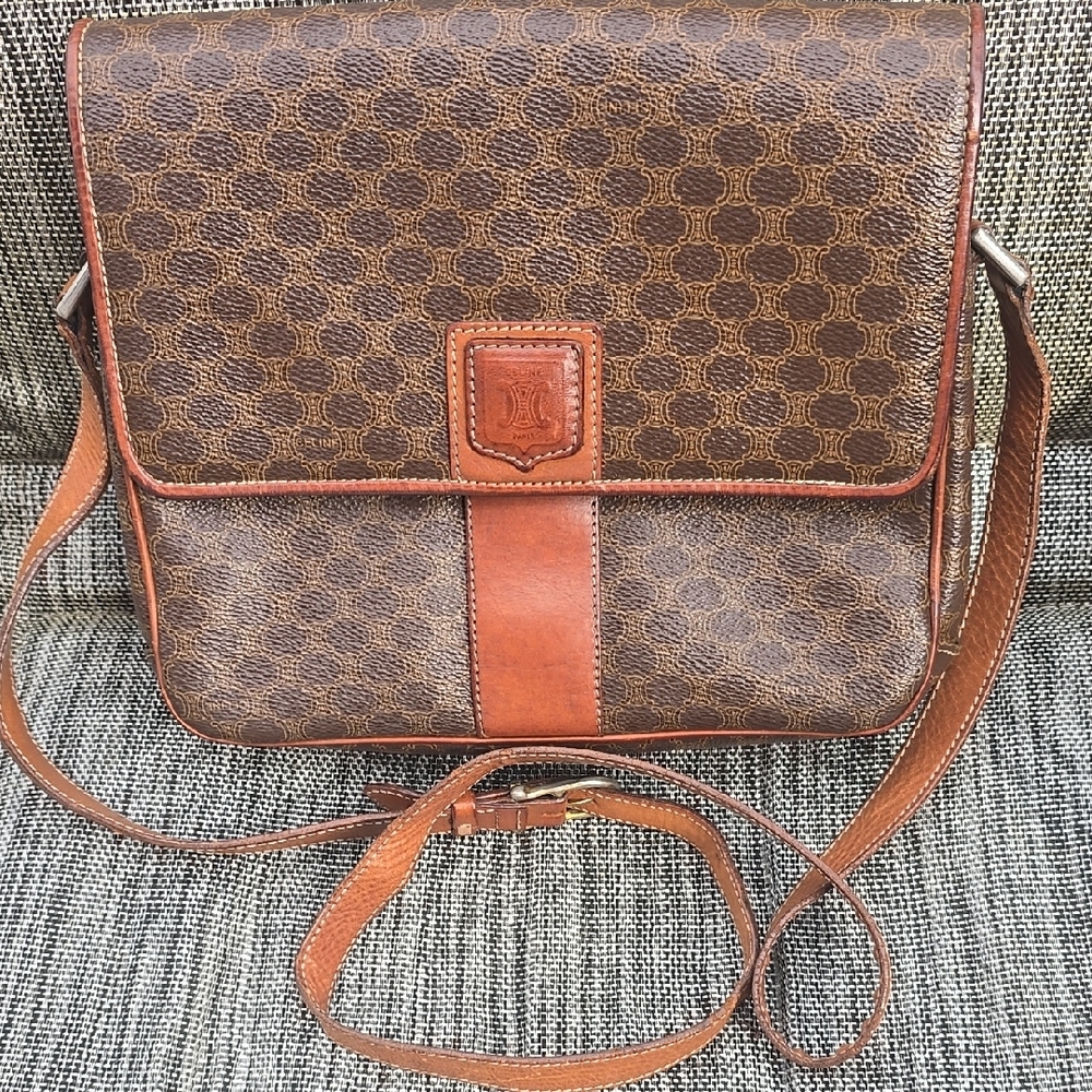 * GUC * Vintage Celine *